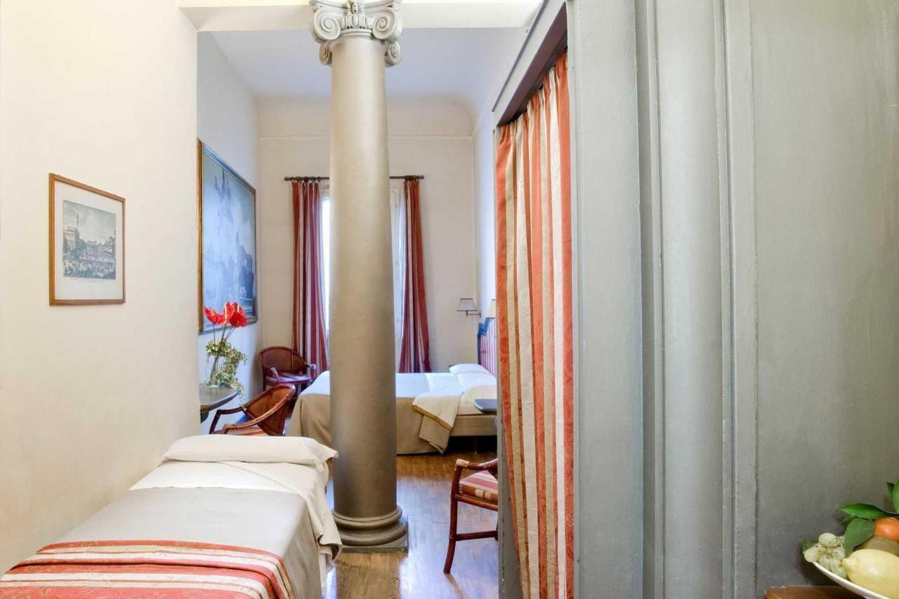 פירנצה Hotel Unicorno מראה חיצוני תמונה
