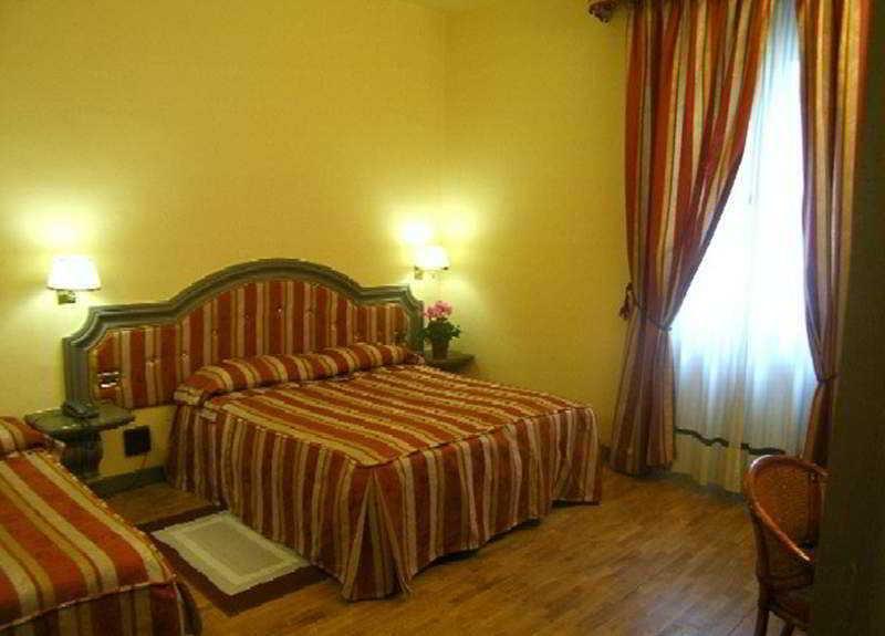 פירנצה Hotel Unicorno מראה חיצוני תמונה